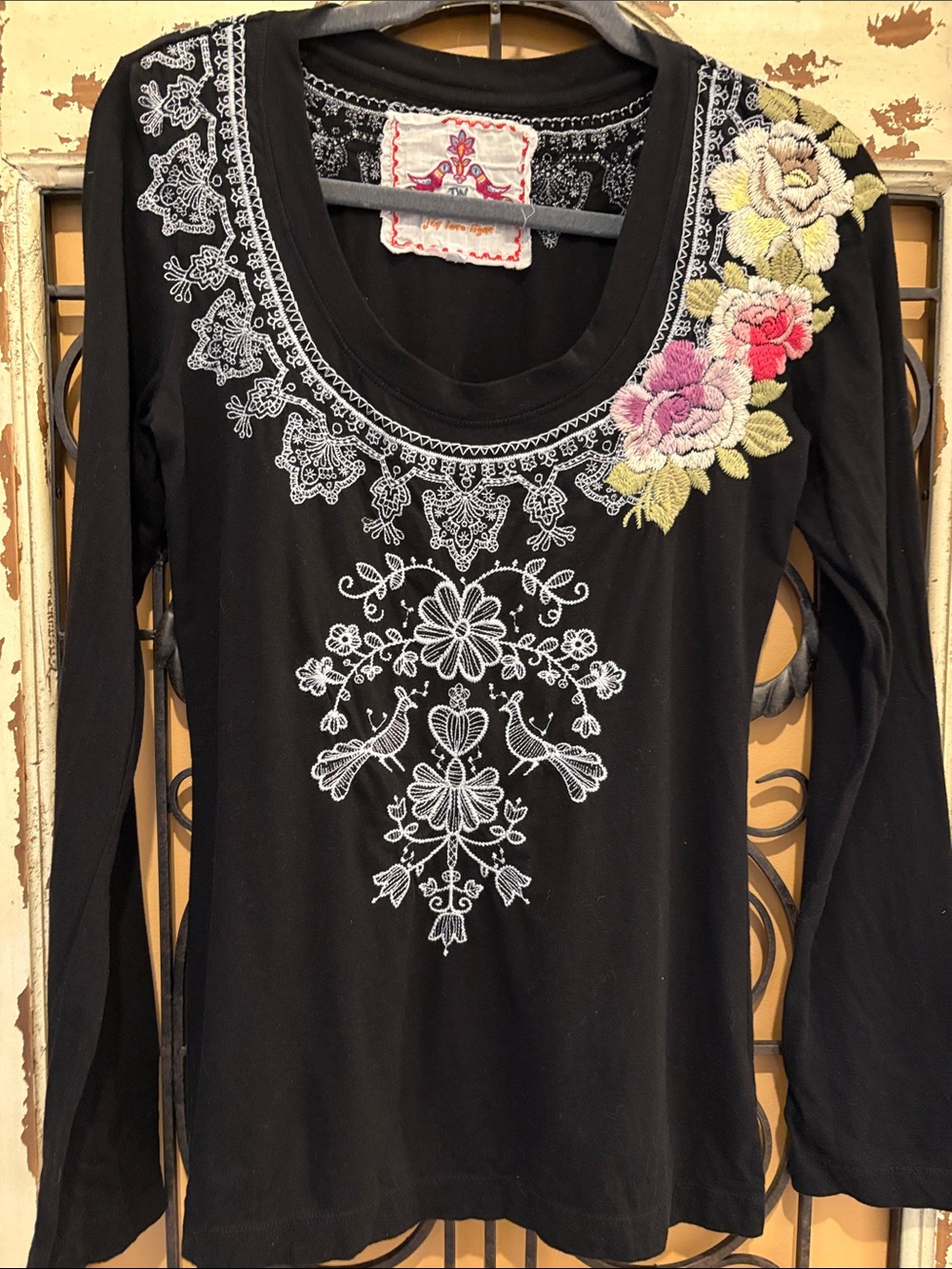 Johnny Was Black Embroidered Floral Scoop-Neck Women's Top
